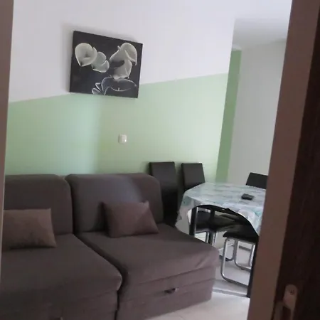 Apartman C *